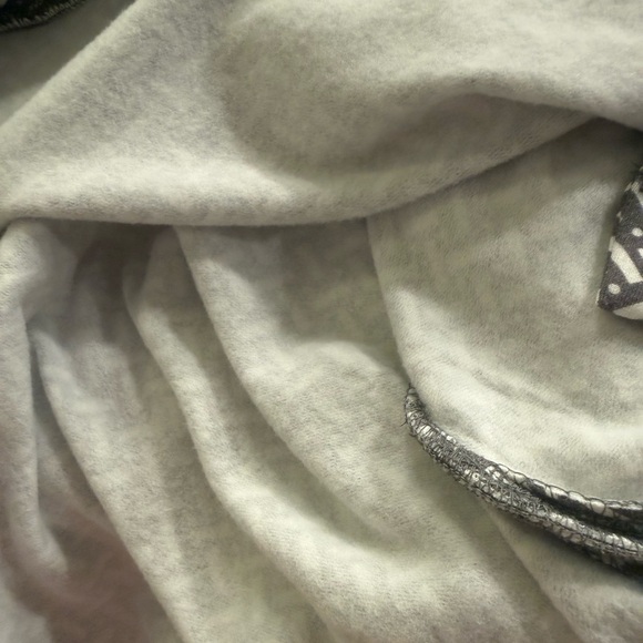 Talbots Gray Knit Top - Picture 7 of 7